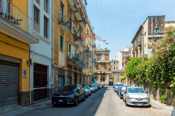 appartamento in vendita a Catania in zona Centro Storico