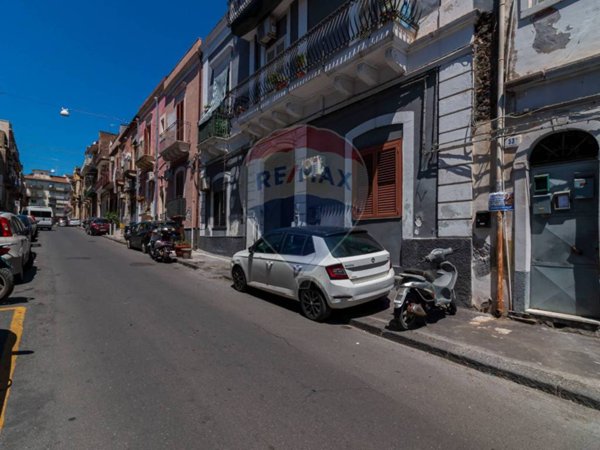 appartamento in vendita a Catania in zona Centro Storico
