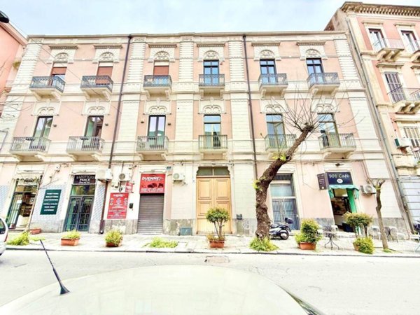 appartamento in vendita a Catania in zona Centro Storico