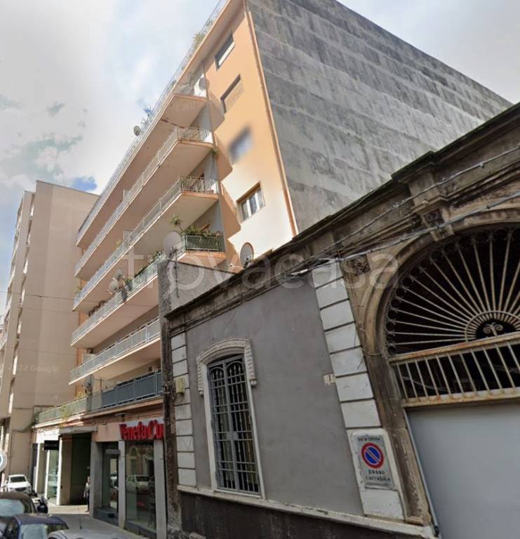appartamento in vendita a Catania in zona Picanello
