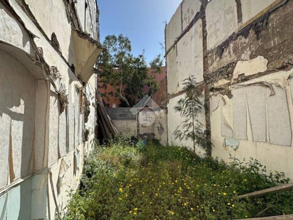 terreno edificabile in vendita a Catania in zona Picanello