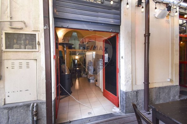 locale commerciale in vendita a Catania in zona Centro Storico