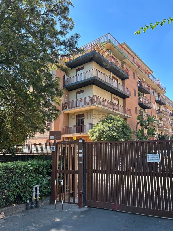 appartamento in vendita a Catania in zona Canalicchio