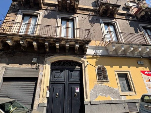 appartamento in vendita a Catania in zona Centro Storico