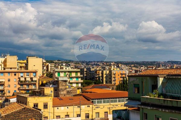 appartamento in vendita a Catania in zona Centro Storico