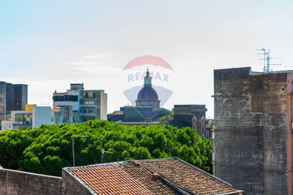 appartamento in vendita a Catania in zona Centro Storico