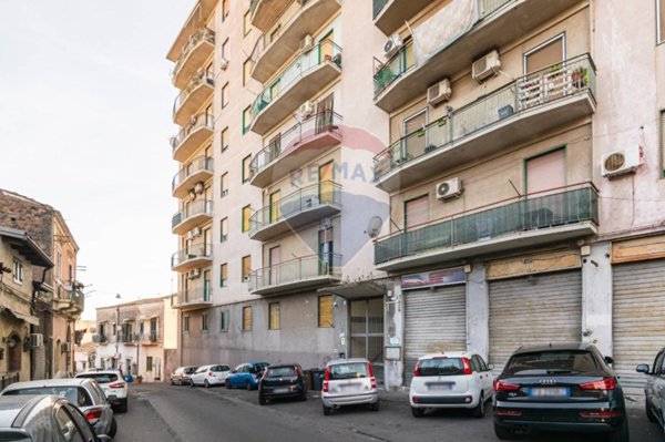appartamento in vendita a Catania in zona Centro Storico