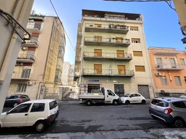 casa indipendente in vendita a Catania