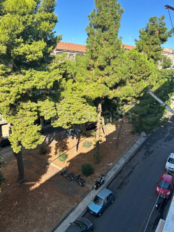 appartamento in vendita a Catania in zona Villaggio Sant'Agata