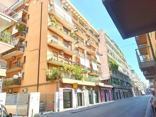 appartamento in vendita a Catania in zona Picanello