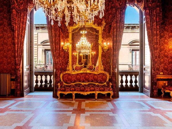 intera palazzina in vendita a Catania in zona Centro Storico
