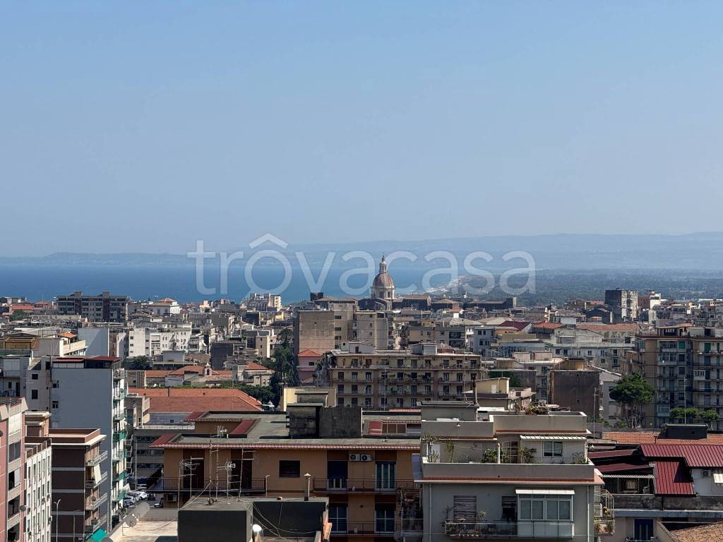 appartamento in vendita a Catania in zona Centro Storico