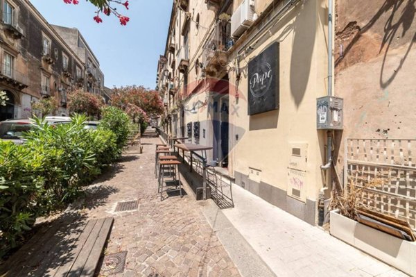 negozio in vendita a Catania in zona Centro Storico