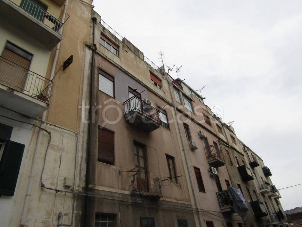 appartamento in vendita a Catania in zona Centro Storico