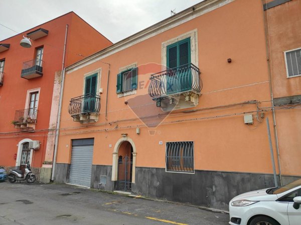 casa indipendente in vendita a Catania in zona Centro Storico