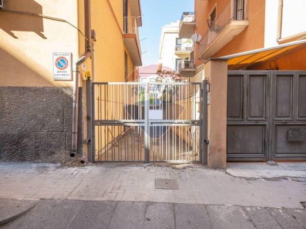 negozio in vendita a Catania