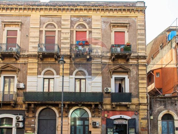 appartamento in vendita a Catania in zona Centro Storico