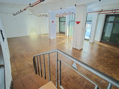 locale commerciale in vendita a Catania in zona Centro Storico