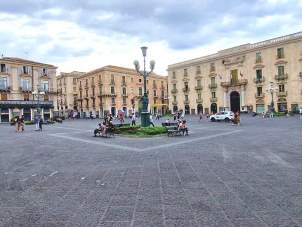 appartamento in vendita a Catania in zona Centro Storico