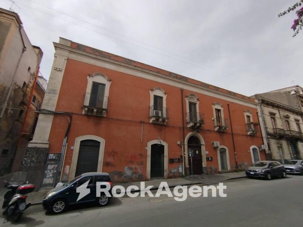appartamento in vendita a Catania in zona Centro Storico