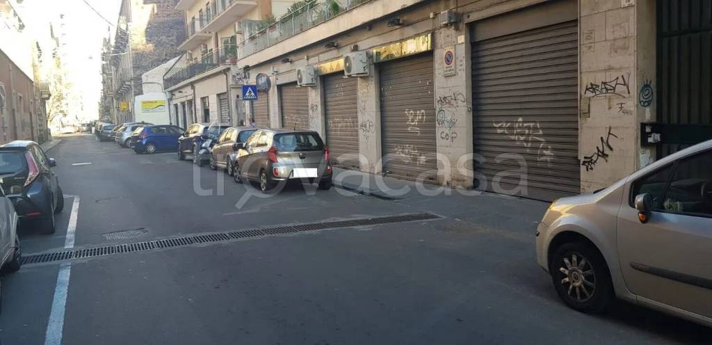 negozio in vendita a Catania in zona Centro Storico