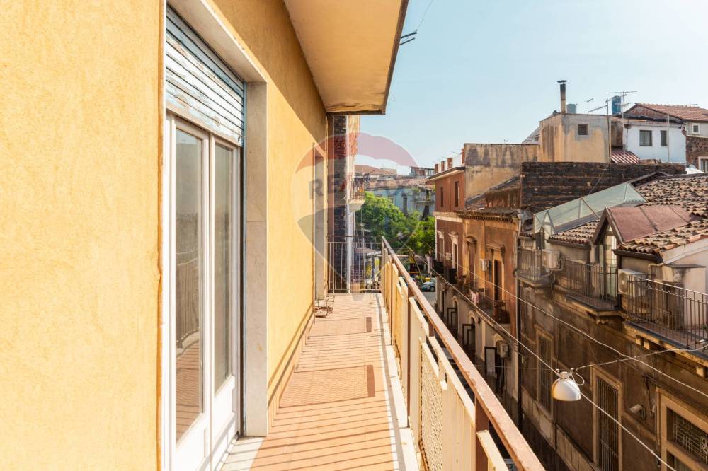 appartamento in vendita a Catania in zona Centro Storico