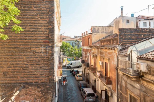 appartamento in vendita a Catania in zona Centro Storico