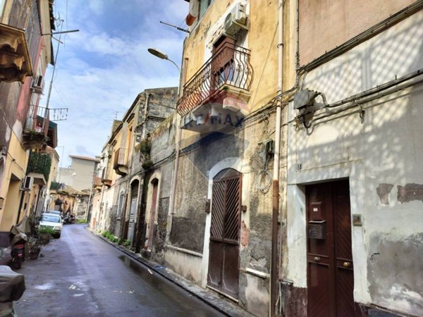 casa indipendente in vendita a Catania in zona Centro Storico