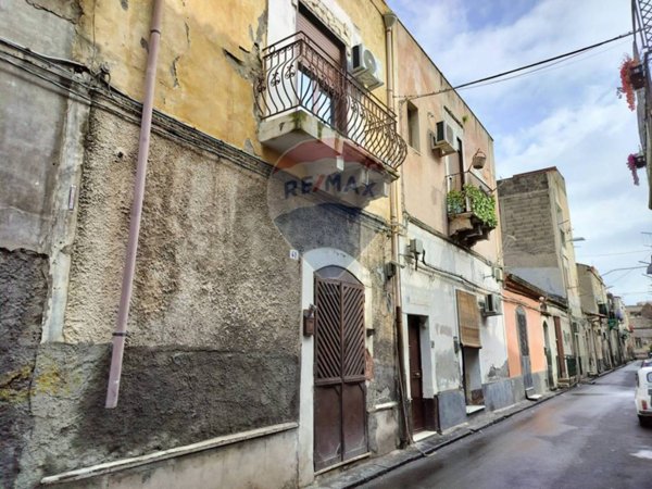 casa indipendente in vendita a Catania in zona Centro Storico