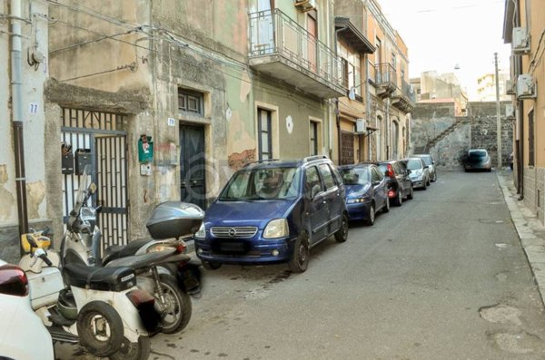 casa indipendente in vendita a Catania