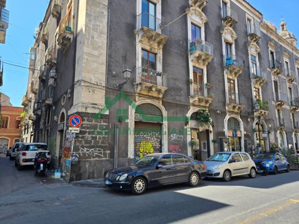 appartamento in vendita a Catania in zona Centro Storico