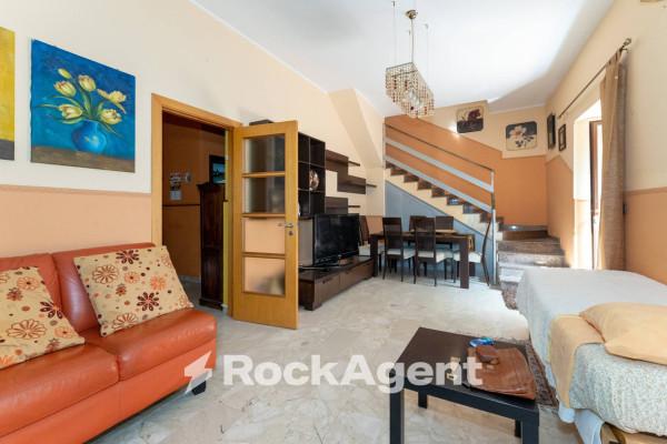 casa indipendente in vendita a Catania in zona Centro Storico