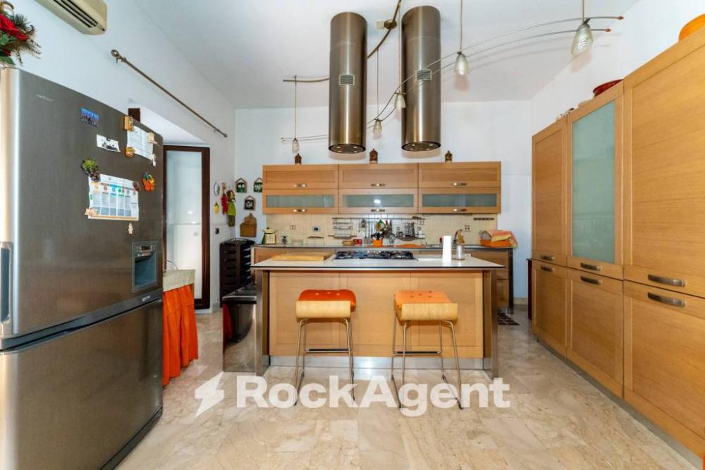 casa indipendente in vendita a Catania in zona Centro Storico