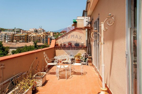 appartamento in vendita a Catania in zona Centro Storico