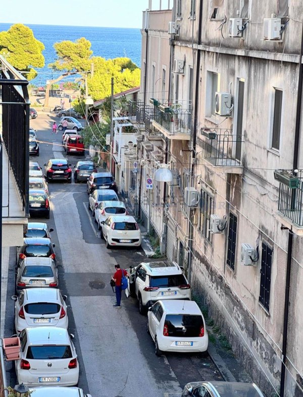 appartamento in vendita a Catania in zona Ognina