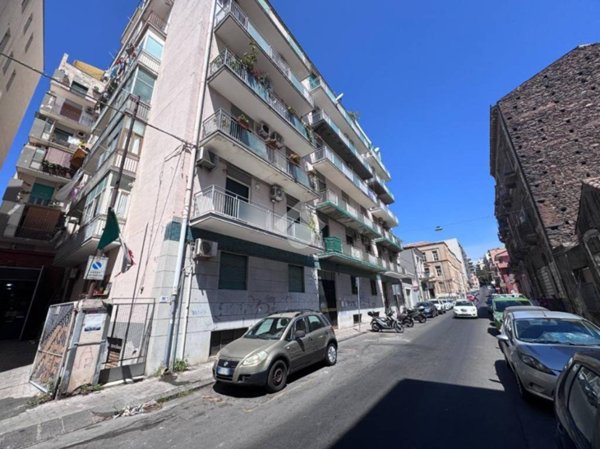 appartamento in vendita a Catania in zona Centro Storico