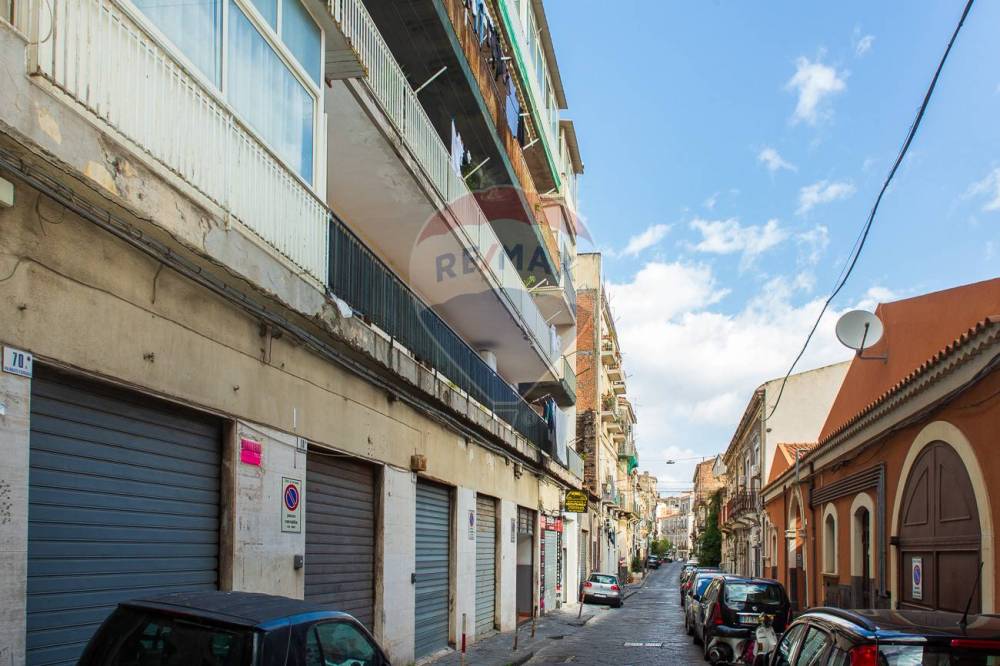 appartamento in vendita a Catania in zona Centro Storico