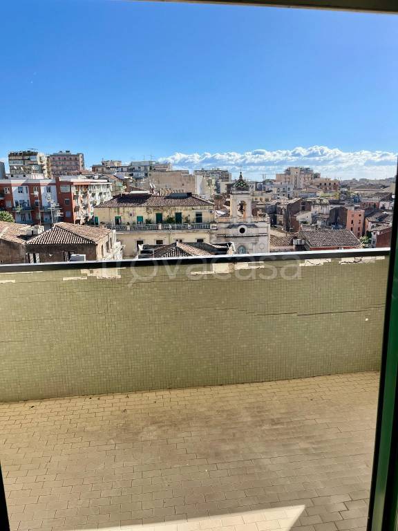appartamento in vendita a Catania in zona Centro Storico