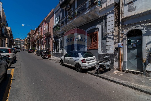 appartamento in vendita a Catania in zona Centro Storico