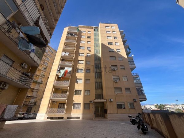 appartamento in vendita a Catania in zona Centro Storico