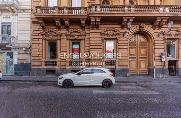 locale commerciale in vendita a Catania in zona Centro Storico