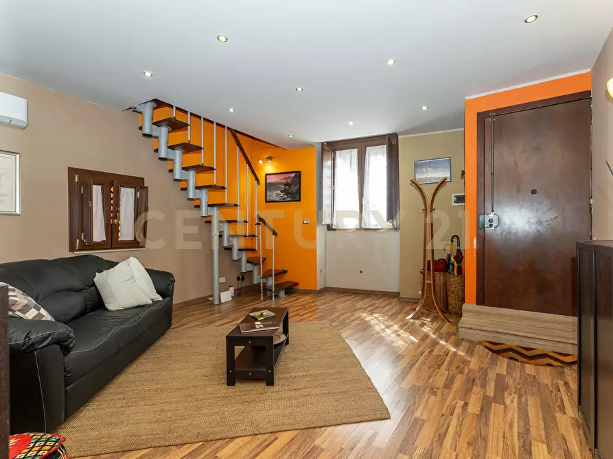 casa indipendente in vendita a Catania