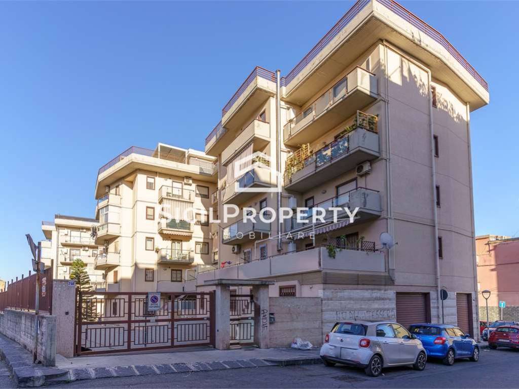 appartamento in vendita a Catania in zona Centro Storico