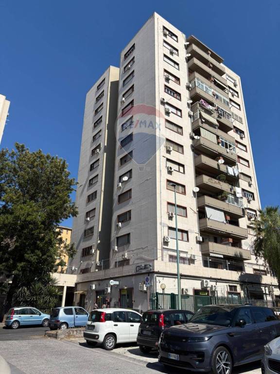 appartamento in vendita a Catania in zona Villaggio Sant'Agata