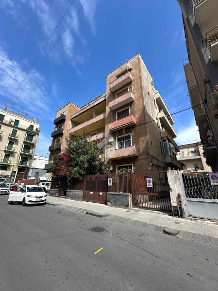 appartamento in vendita a Catania in zona Centro Storico