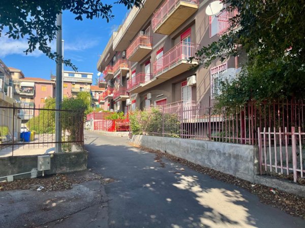 appartamento in vendita a Catania in zona San Leone