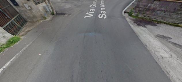 pentavano in vendita a Catania in zona Canalicchio