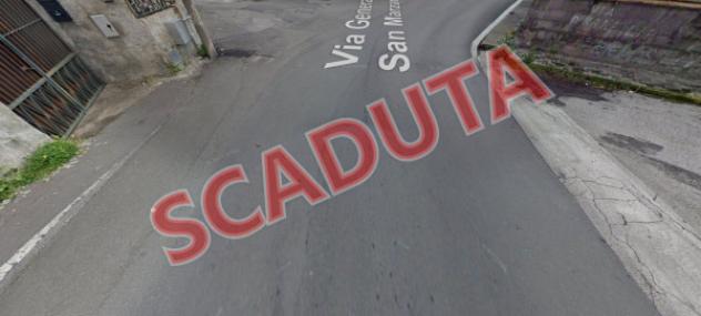 pentavano in vendita a Catania in zona Canalicchio