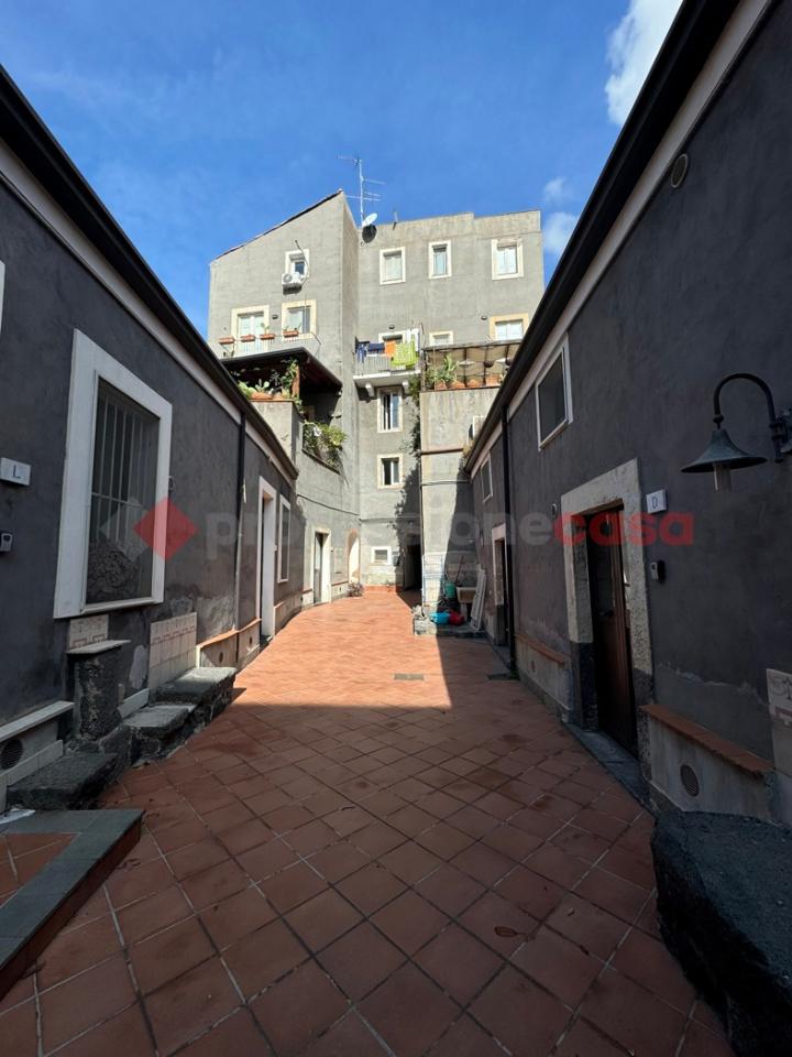 appartamento in vendita a Catania in zona Centro Storico