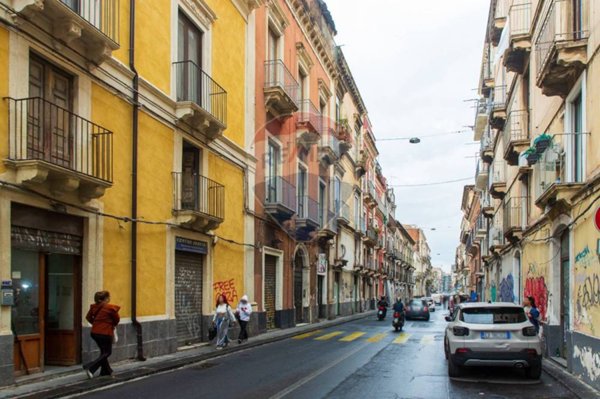 appartamento in vendita a Catania in zona Centro Storico